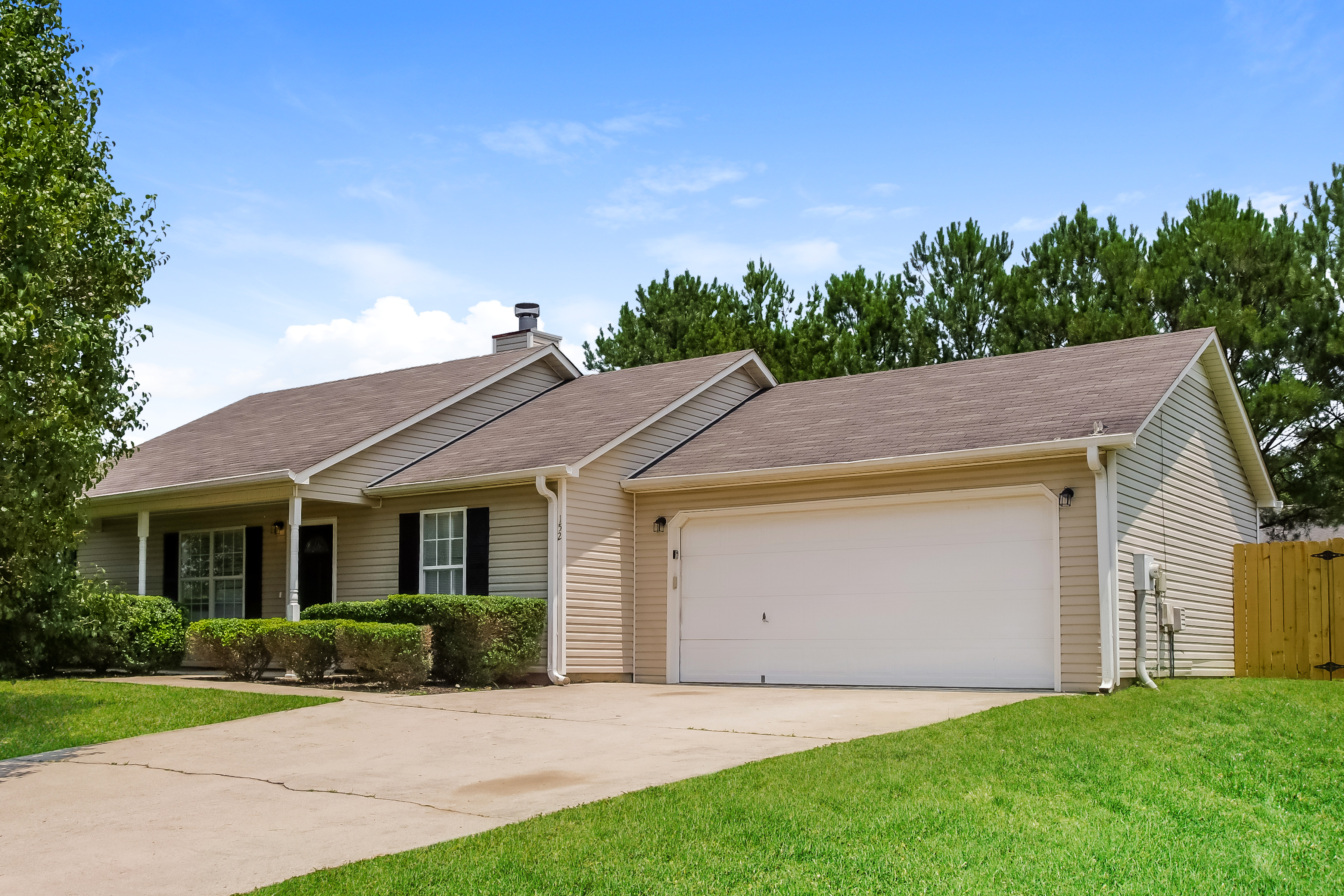 152 Fox Chase Trl Toney, AL 35773